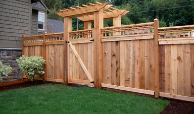 Lumber Wood Fencing Service In Calgary